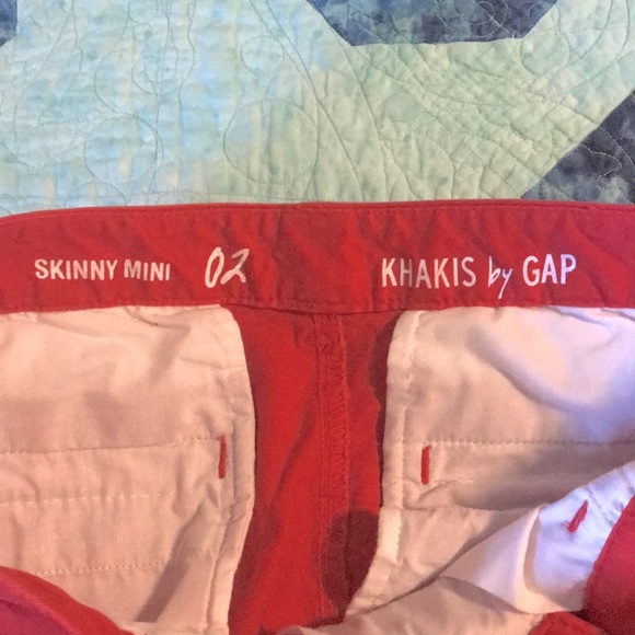 NWOT GAP skinny mini red khakis - Picture 6 of 7